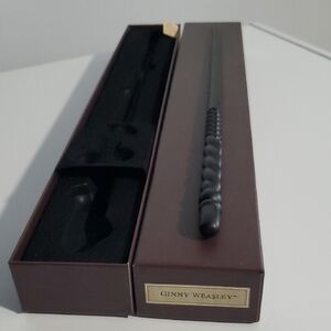 Ginny Weasley's Collectible Wand